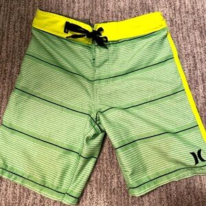 Hurley size 6 boys board shorts